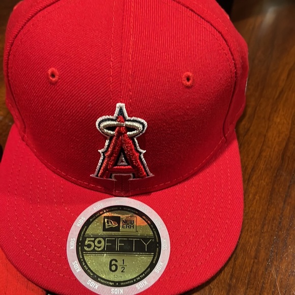 Boys Atlanta and Boston hats sizes 6 1/2 and 6 3/8 - Picture 4 of 8